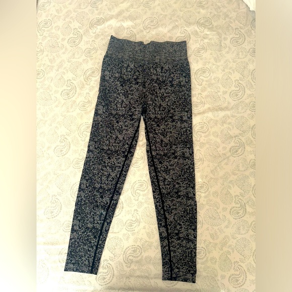 Leggings - Picture 2 of 5